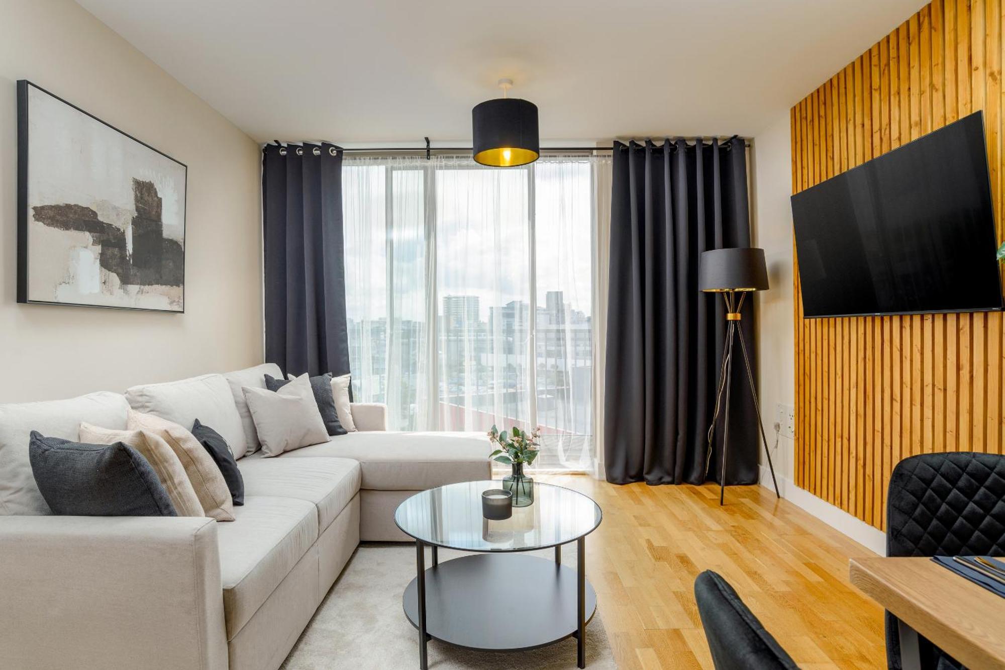 Premium Apartment - Allocated Parking - Great Location Plymouth Room photo